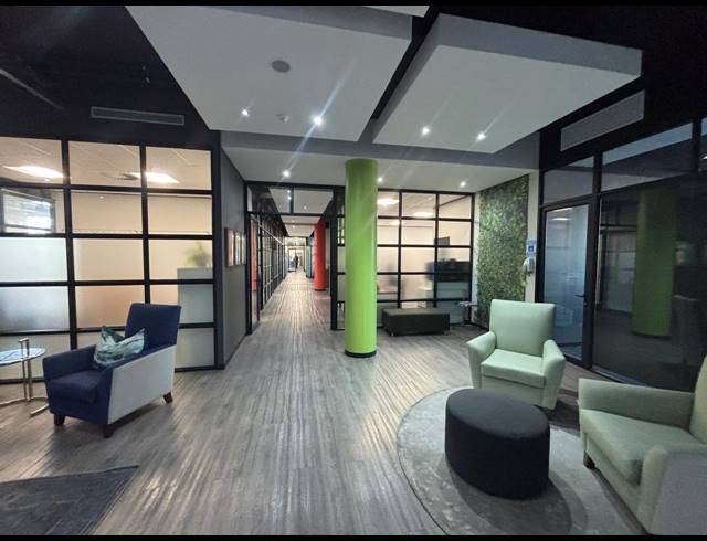 765M² OFFICE TO LET IN DURBANVILLE CENTRAL